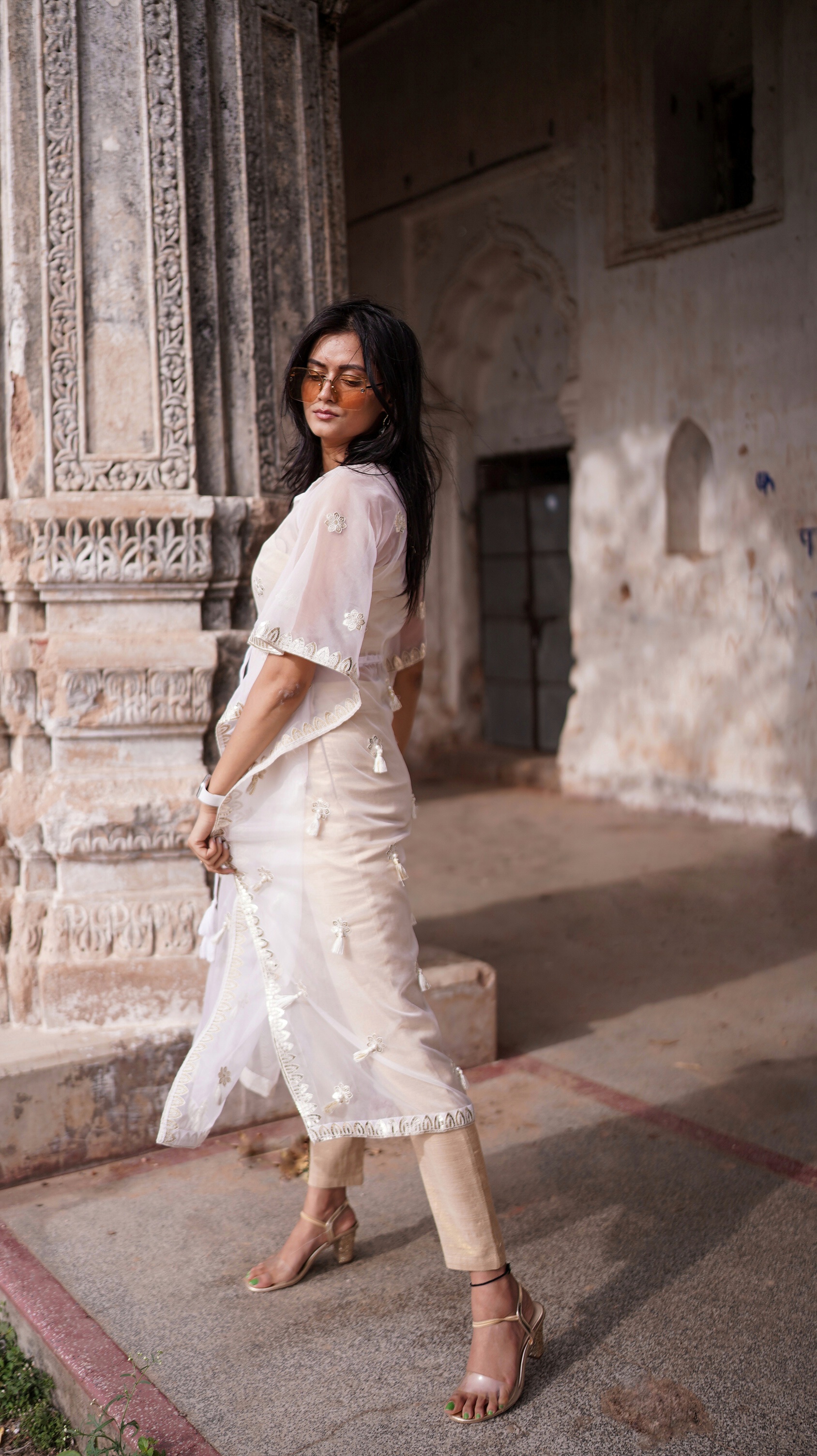 6.3 Gold tissue Trouser-0